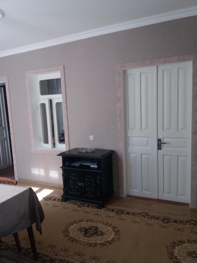 Guest House Darejani Kutaisi Zewnętrze zdjęcie