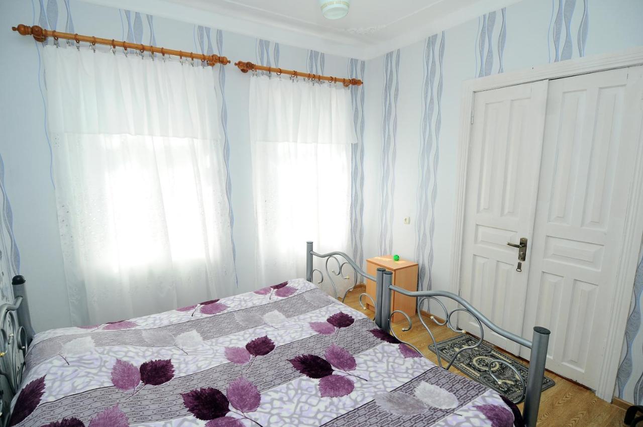 Guest House Darejani Kutaisi Zewnętrze zdjęcie