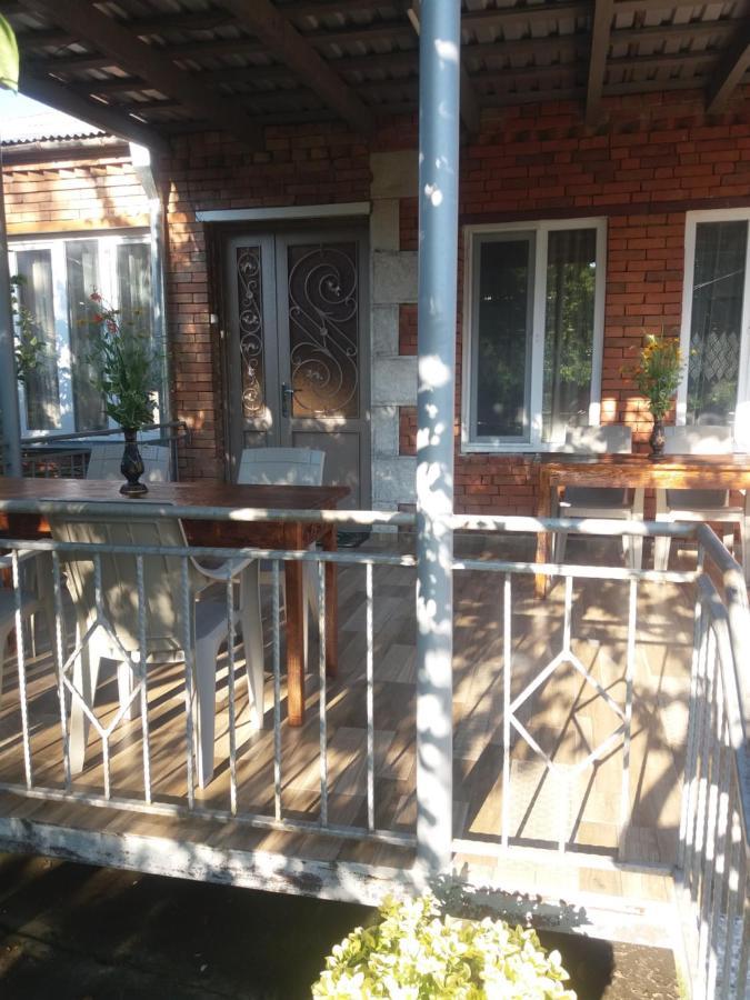Guest House Darejani Kutaisi Zewnętrze zdjęcie