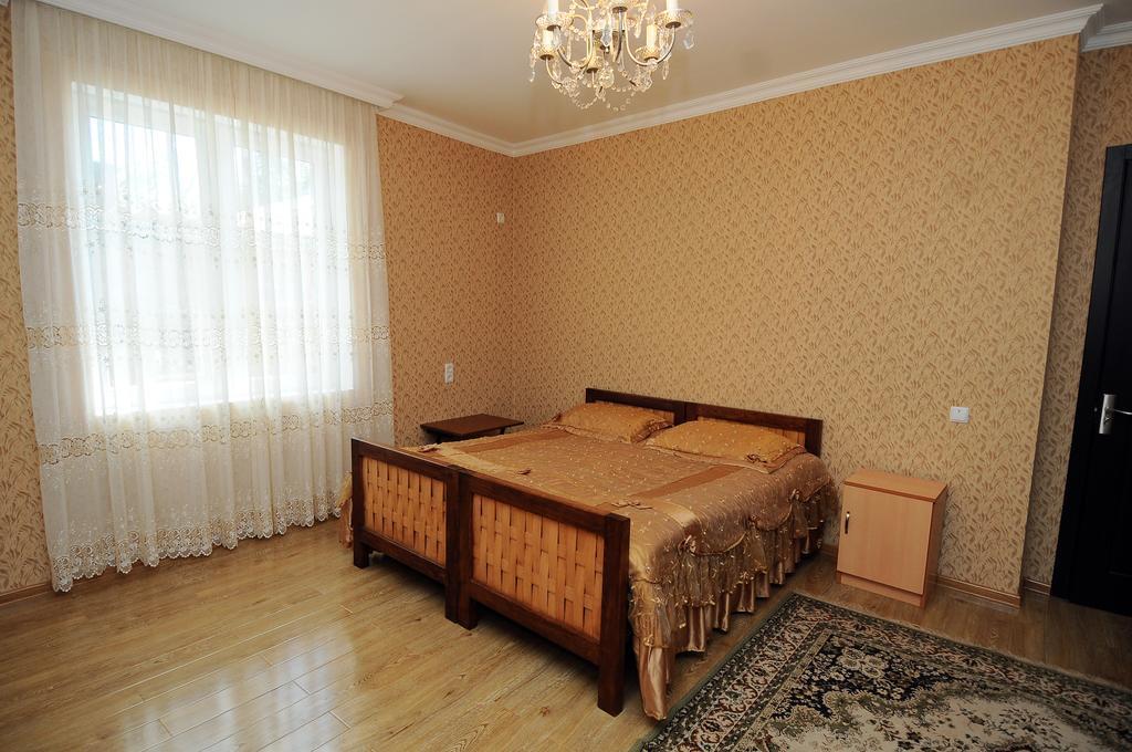 Guest House Darejani Kutaisi Zewnętrze zdjęcie