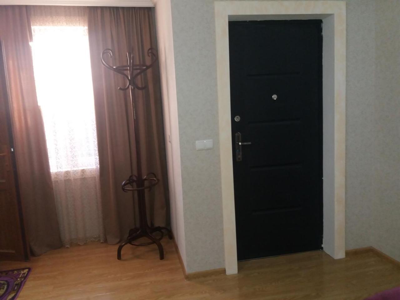 Guest House Darejani Kutaisi Zewnętrze zdjęcie